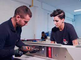 Fundación Novia Salcedo. empleo, emprendizaje, futuro.