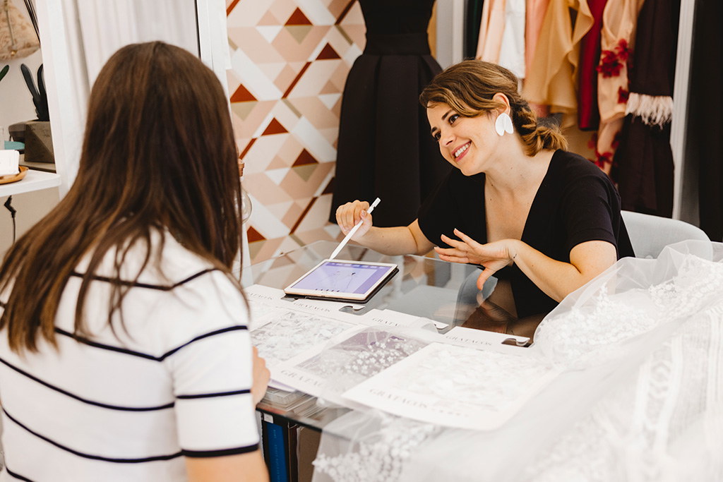 Becas Prácticas profesionales remuneradas en Soia Bridal con Fundación Novia Salcedo