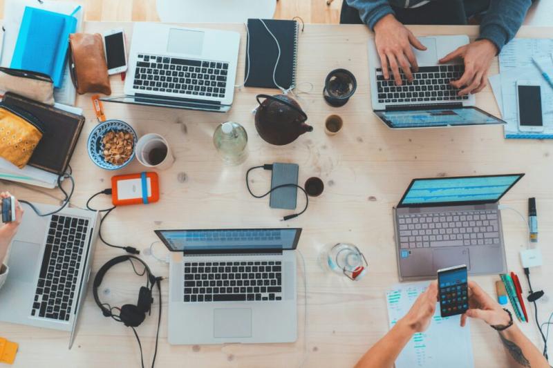 Fundación Novia Salcedo. empleo, emprendizaje, futuro.