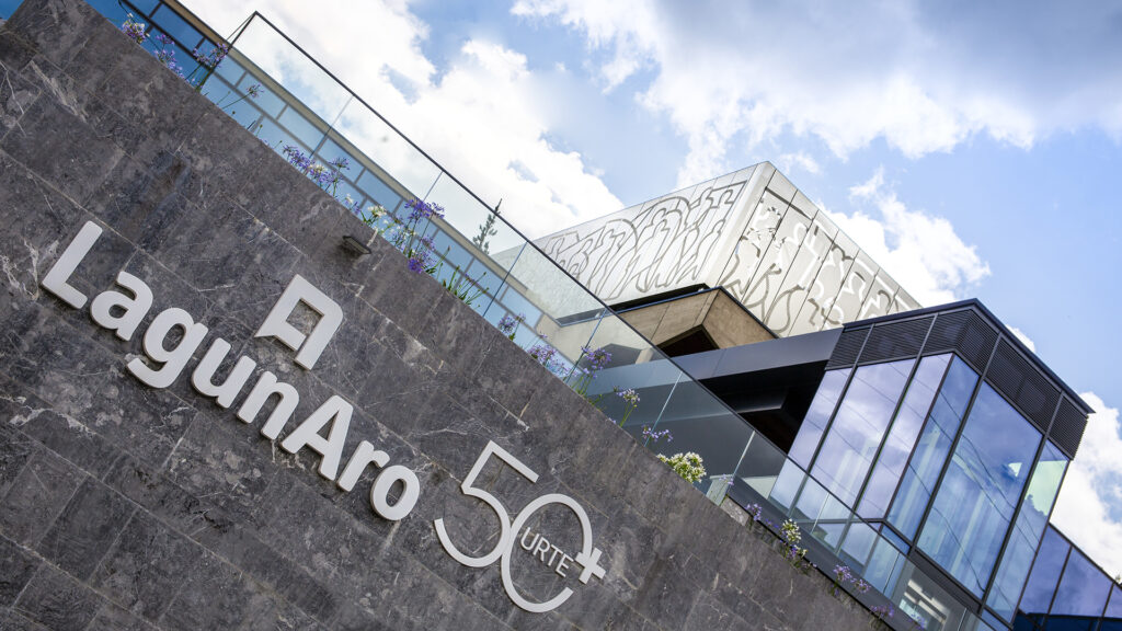 Prácticas profesionales remuneradas en Seguros LagunAro con Fundación Novia Salcedo