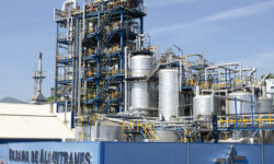 Becas Prácticas profesionales remuneradas en Bilbaína de Alquitranes con Fundación Novia Salcedo.