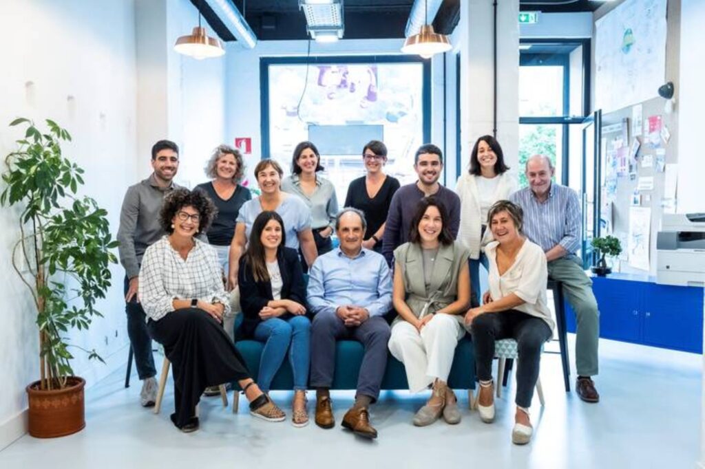 Becas Prácticas remuneradas en Somos asesores con Fundación Novia Salcedo
